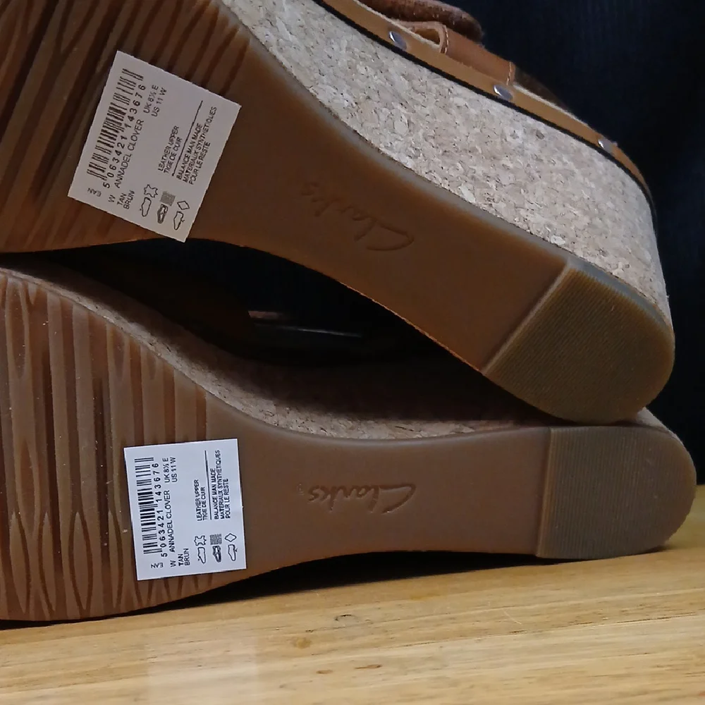 Clarks Brown Leather Women's Sandals